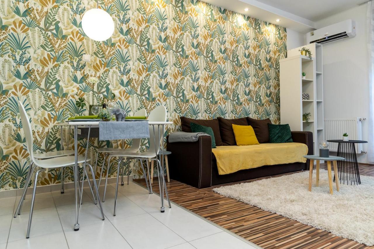Wanderer Station Apartment Debrecen Exterior photo